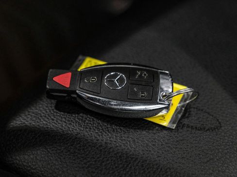 Used 2019 Mercedes-Benz GLA 250 4MATIC image 65