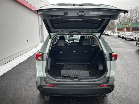 Used 2022 Toyota RAV4 XLE Premium AWD/4WD image 11