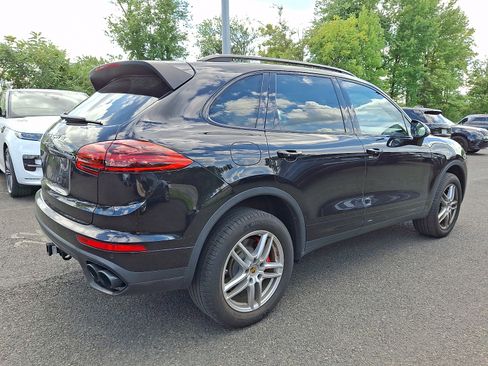 Used 2015 Porsche Cayenne Turbo AWD/4WD image 1