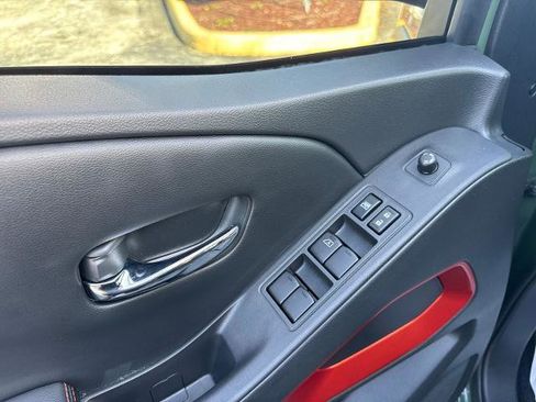 Certified 2025 Nissan Frontier Pro-X image 13