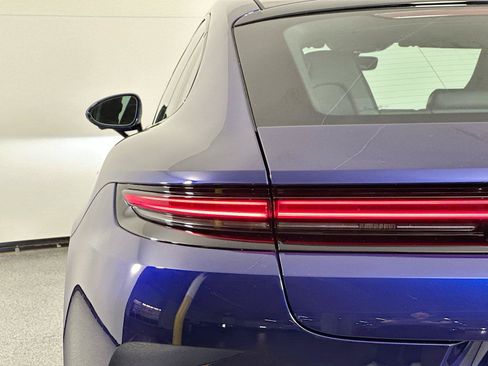 Used 2026 Porsche Panamera 4 AWD/4WD image 16