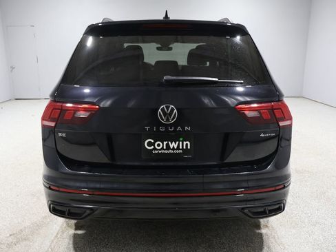 Used 2023 Volkswagen Tiguan SE R-Line image 3