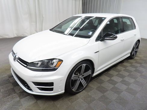 Used 2016 Volkswagen Golf R 4-Door image 5