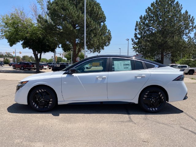New 2026 Nissan Sentra SR w/ SR Premium Package FWD image 2