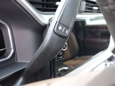 New 2026 GMC Sierra 2500 Denali w/ Denali Reserve Package image 10