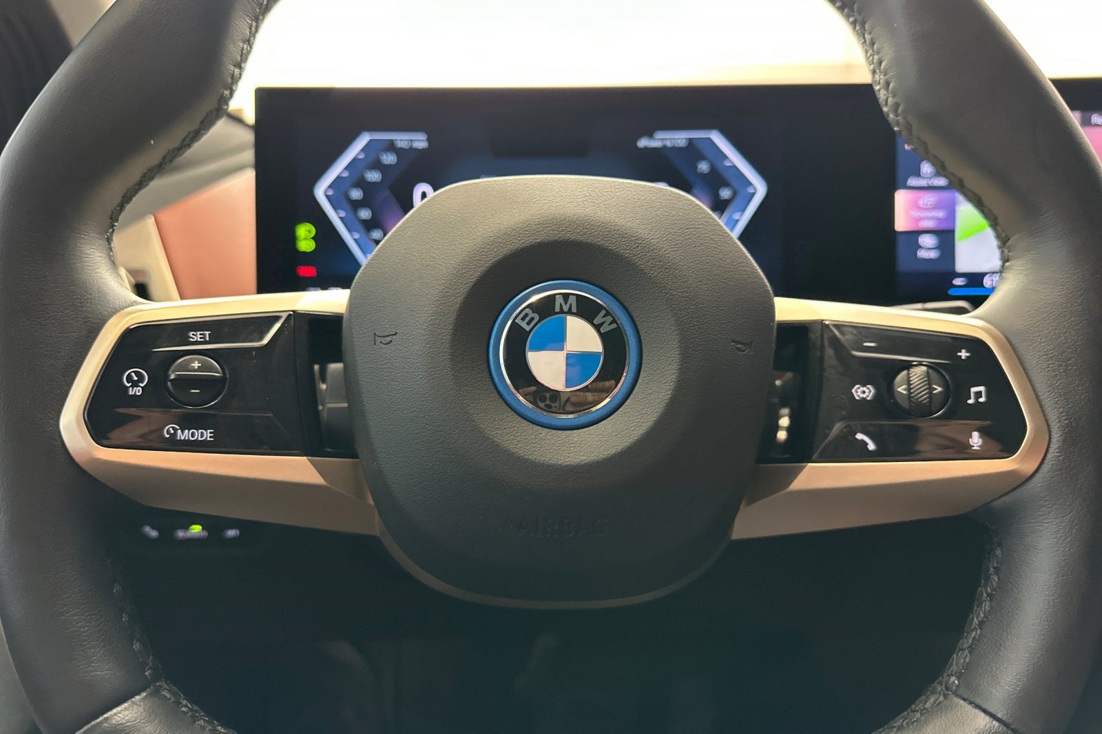 Certified 2024 BMW iX xDrive50 w/ Sport Package AWD/4WD image 10
