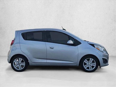 Used 2015 Chevrolet Spark LT image 4