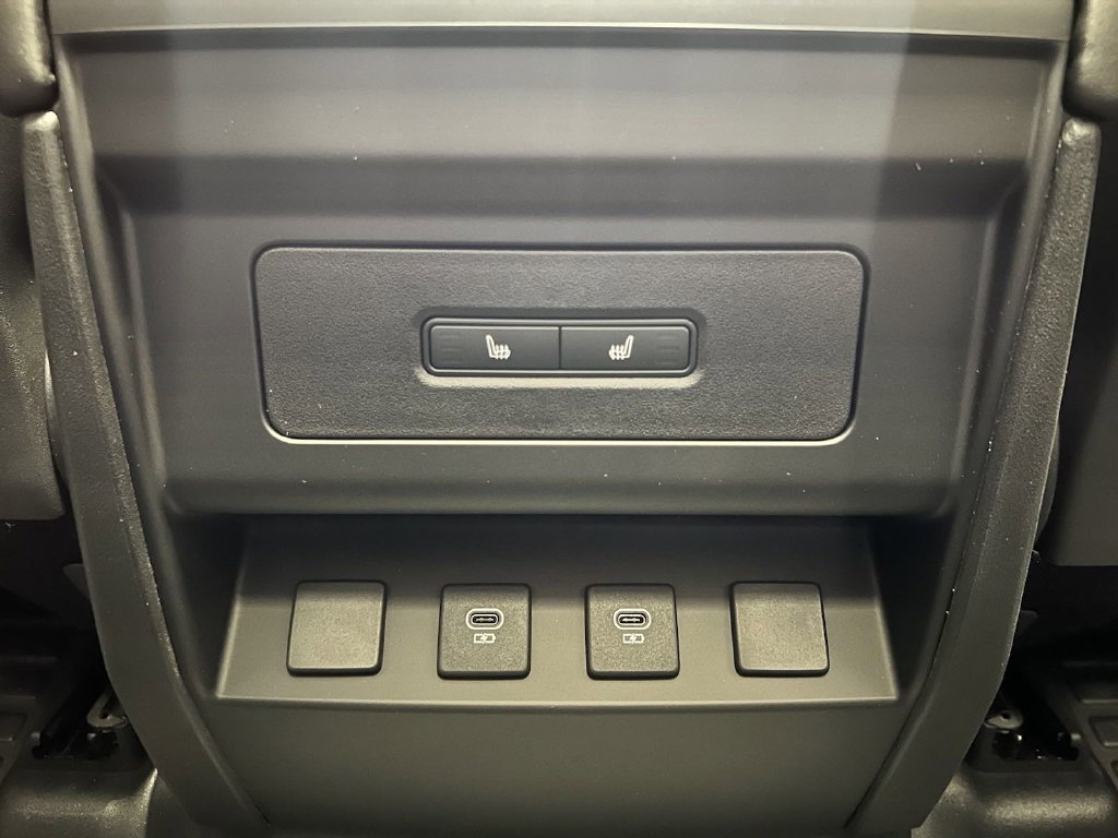 New 2024 Land Rover Defender 110 S AWD/4WD image 27