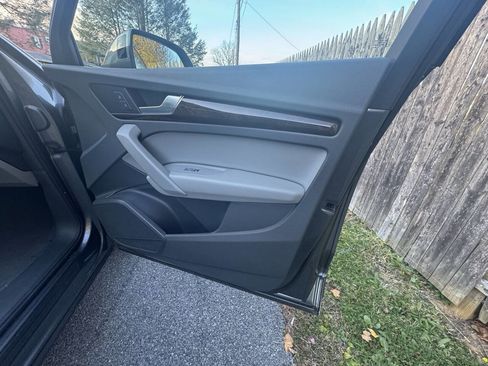 Used 2020 Audi Q5 2.0T Premium image 22