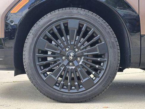 Certified 2025 Hyundai Santa Fe Calligraphy image 11