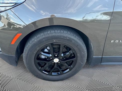 Used 2023 Chevrolet Equinox LT image 28