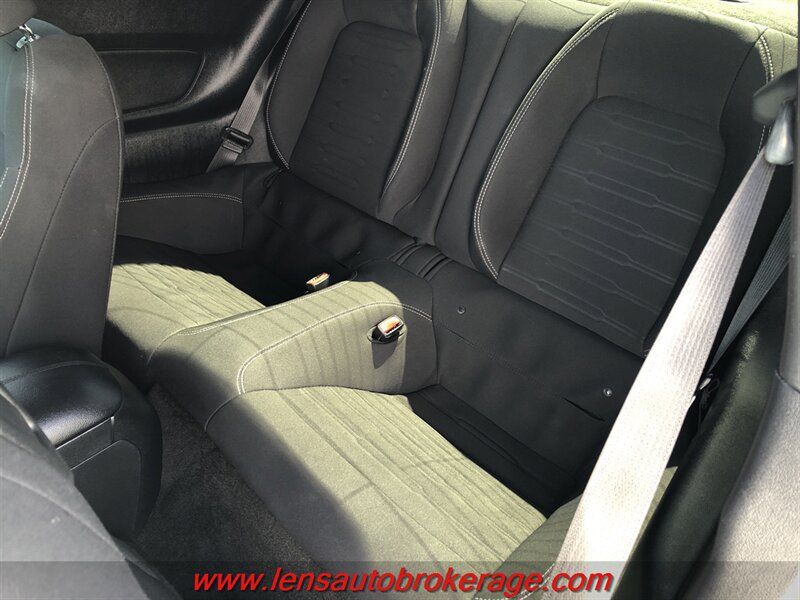 Used 2016 Ford Mustang GT RWD image 16