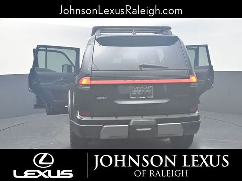 Certified 2024 Lexus GX 550 image 26