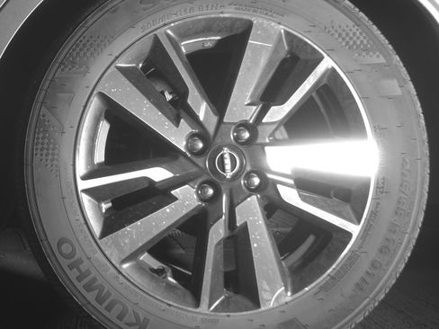 Used 2025 Nissan Versa SV image 14