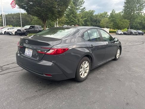 Used 2025 Toyota Camry LE FWD image 4