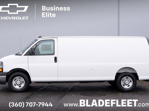 New 2025 Chevrolet Express 2500 Extended w/ Driver Convenience Package image 4