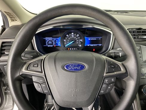 Used 2018 Ford Fusion S FWD image 19