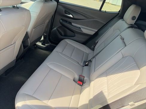 New 2026 Buick Envista Avenir FWD image 11
