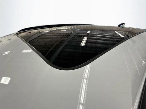 New 2026 Audi SQ5 Premium Plus AWD/4WD image 22