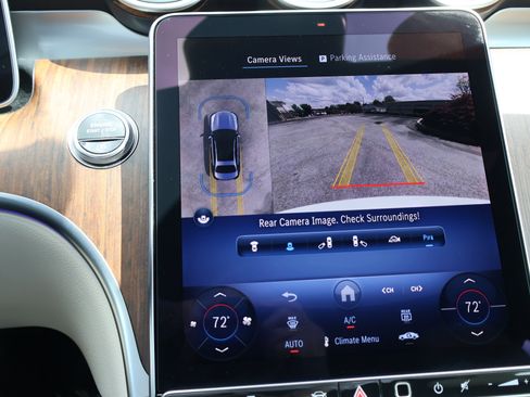 Certified 2025 Mercedes-Benz C 300 Sedan image 36