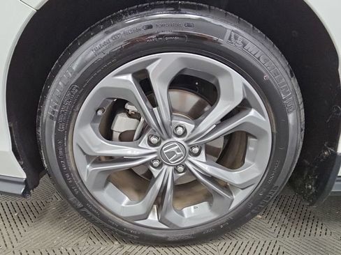 Certified 2024 Honda Accord EX image 40