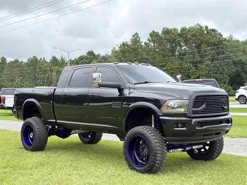 Used 2017 RAM 2500 Laramie w/ Sport Appearance Group AWD/4WD image 3