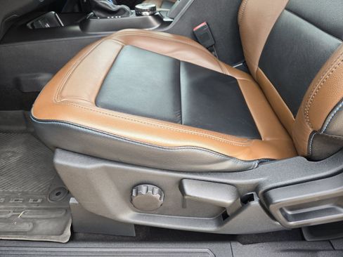 Used 2022 Ford Bronco Outer Banks image 28