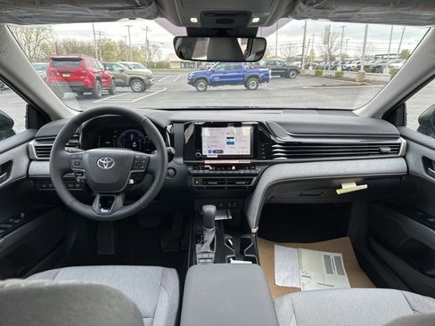 New 2026 Toyota Camry LE image 11