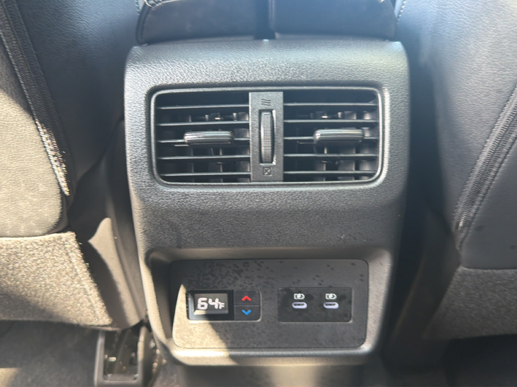 Certified 2025 Nissan Rogue SL w/ SL Premium Package FWD image 31