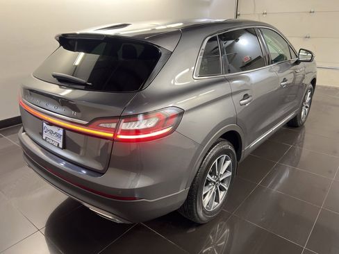 Certified 2022 Lincoln Nautilus AWD image 6