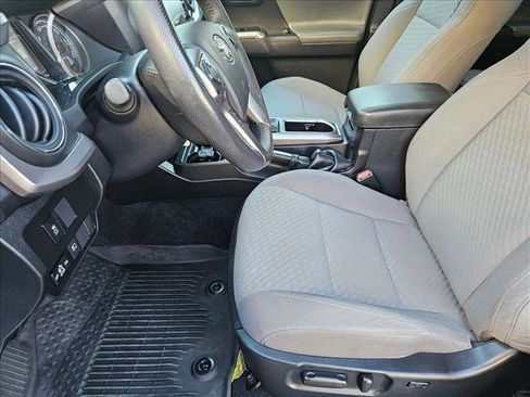 Used 2022 Toyota Tacoma SR5 image 14