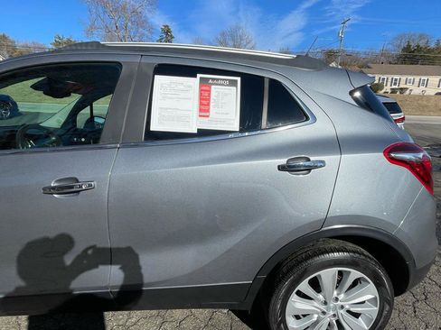 Used 2019 Buick Encore Preferred w/ Safety Package image 4