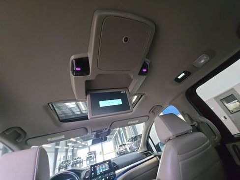 Used 2019 Honda Odyssey Elite image 34