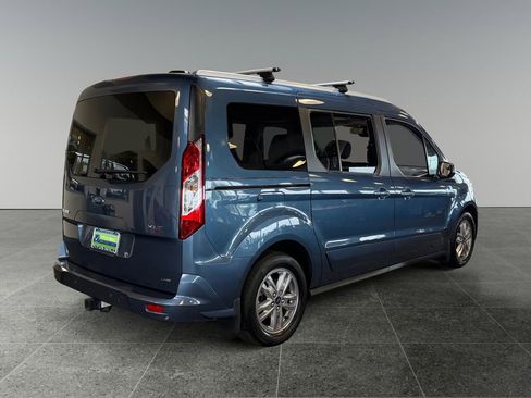 Used 2022 Ford Transit Connect XLT w/ Trailer Tow Package FWD image 9