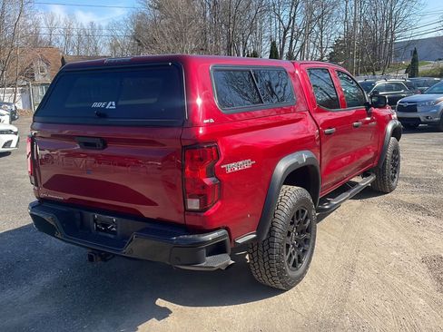 Used 2024 Chevrolet Colorado Trail Boss w/ Technology Package image 7