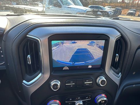 Used 2022 GMC Sierra 1500 Elevation image 31