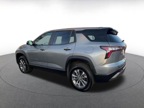 Used 2025 Chevrolet Equinox LT image 10