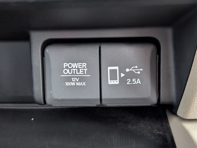 Used 2022 Honda Pilot Touring image 23