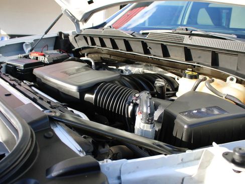 Used 2019 Chevrolet Silverado 1500 W/T w/ Trailering Package image 26