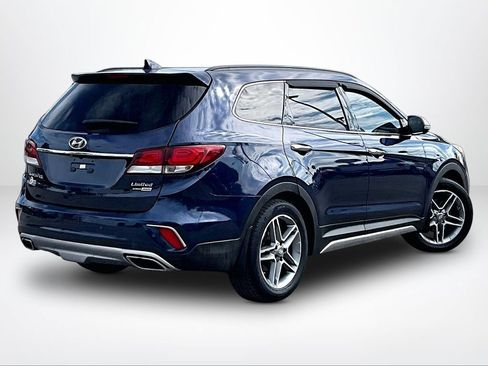 Used 2018 Hyundai Santa Fe Limited AWD/4WD image 3
