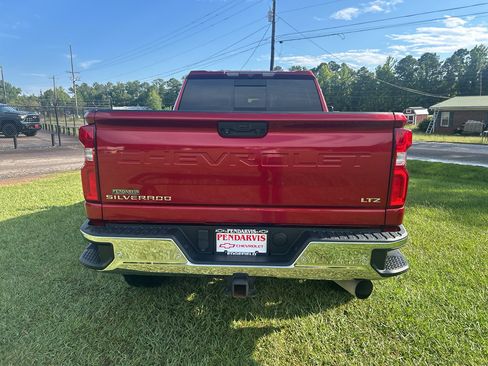 Used 2021 Chevrolet Silverado 2500 LTZ w/ LTZ Plus Package AWD/4WD image 10