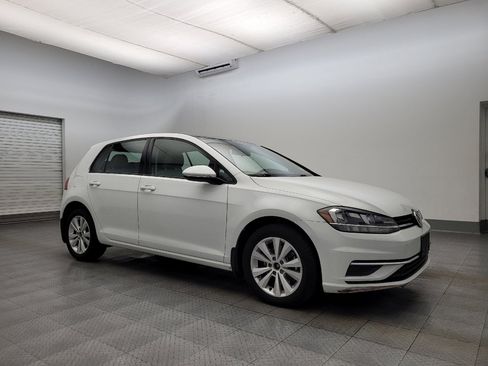 Used 2020 Volkswagen Golf 4-Door image 11