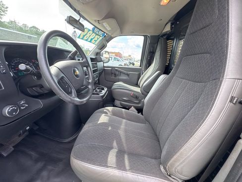 Used 2020 Chevrolet Express 2500 w/ Driver Convenience Package RWD image 11