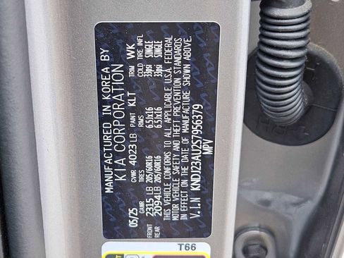 Used 2025 Kia Soul LX w/ LX Technology Package image 28