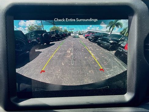 Certified 2022 Jeep Wrangler Unlimited Sahara AWD/4WD image 15