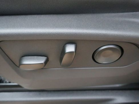 New 2026 Chevrolet Suburban Premier image 16