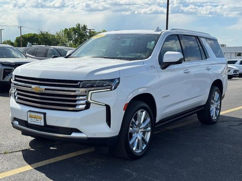 Certified 2024 Chevrolet Tahoe High Country w/ Premium Package 2 AWD/4WD image 8