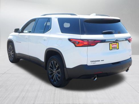 Used 2023 Chevrolet Traverse RS w/ LPO, Floor Liner Package AWD/4WD image 5