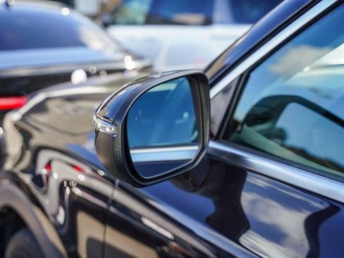 Certified 2022 Kia Telluride S image 7