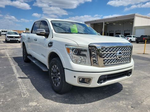 Used 2017 Nissan Titan Platinum Reserve w/ Off-Road Package image 6